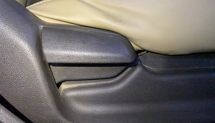 2015 Hyundai Verna FLUIDIC 4S 1.6 VTVT S(O), Petrol, Manual, 77,566 km, Driver Side Adjustment Panel