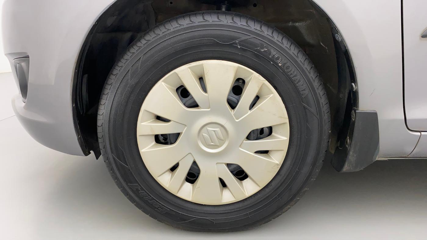 2012 Maruti Swift VXI, Petrol, Manual, 80,825 km, Left Front Wheel