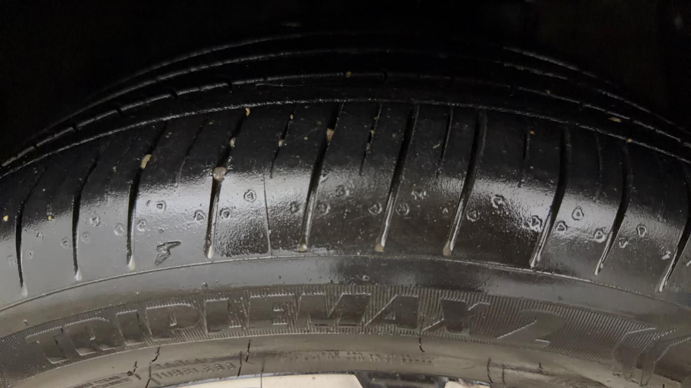 2023 MG ASTOR SHARP 1.5 CVT, Petrol, Automatic, 36,381 km, Left Front Tyre Tread