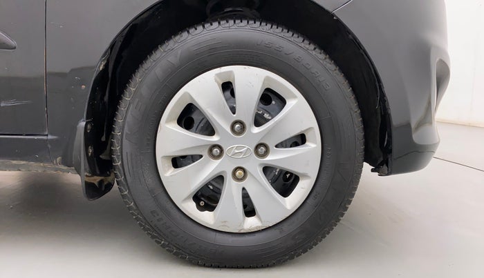 2012 Hyundai i10 ERA 1.1, Petrol, Manual, 60,771 km, Right Front Wheel