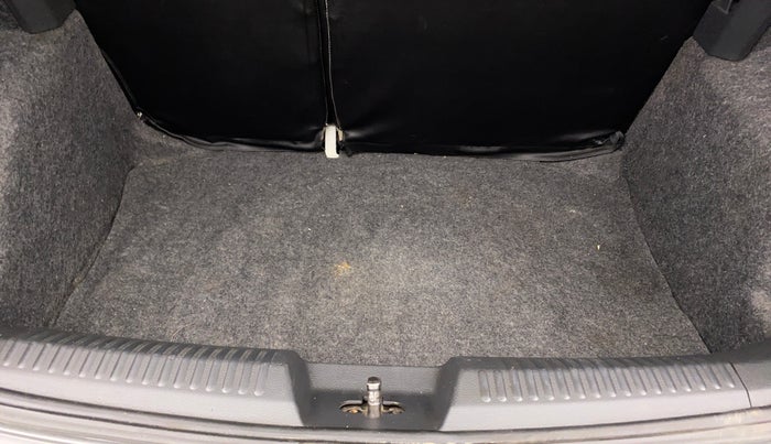 2012 Volkswagen Polo COMFORTLINE 1.2L PETROL, Petrol, Manual, 31,125 km, Boot Inside
