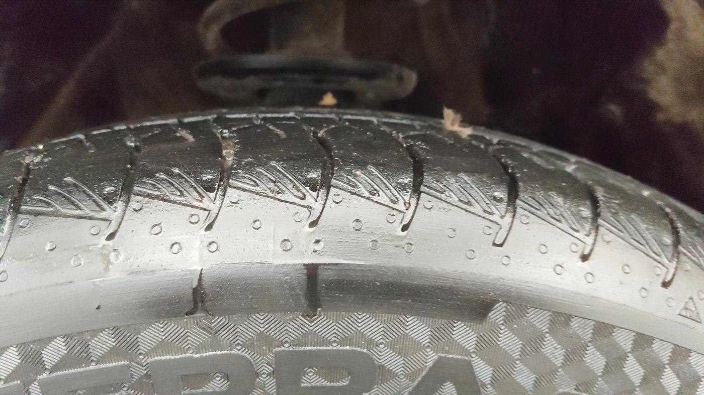 2023 Maruti Grand Vitara DELTA CNG, CNG, Manual, 40,317 km, Left Front Tyre Tread