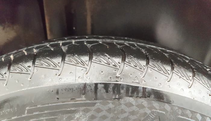 2023 Maruti Grand Vitara DELTA CNG, CNG, Manual, 40,272 km, Right Rear Tyre Tread