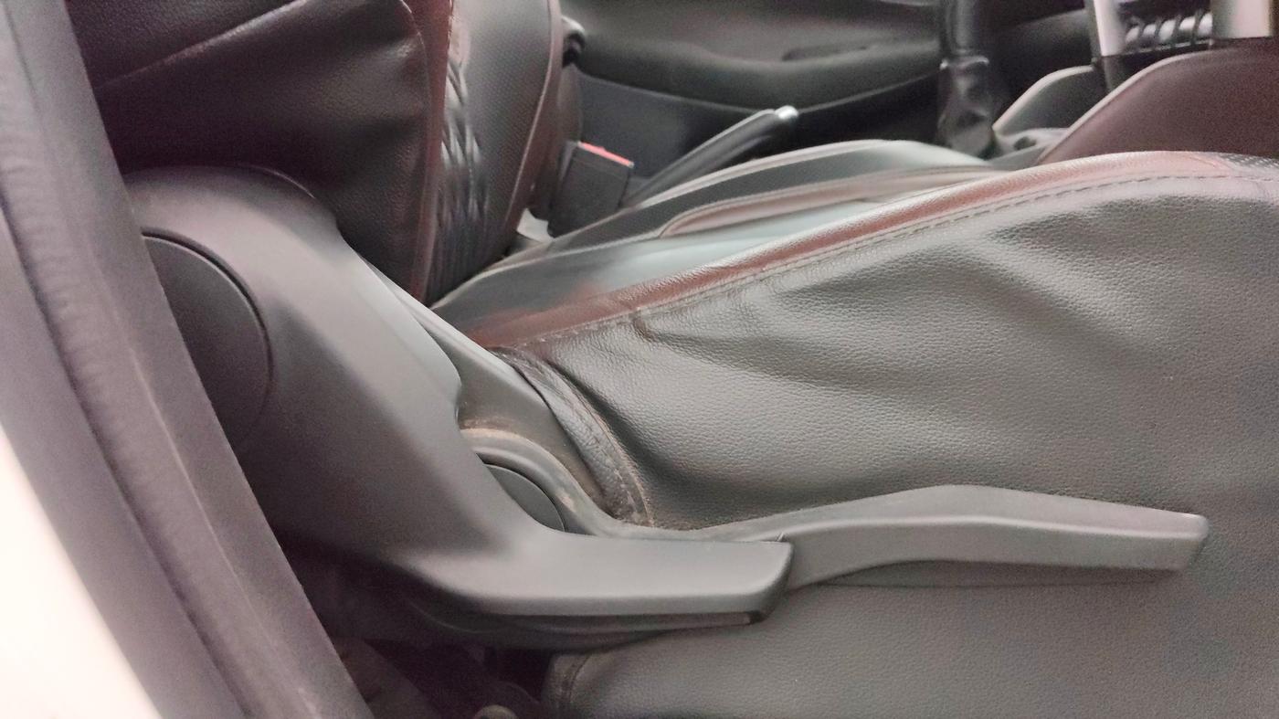 2023 Maruti Grand Vitara DELTA CNG, CNG, Manual, 40,317 km, Driver Side Adjustment Panel