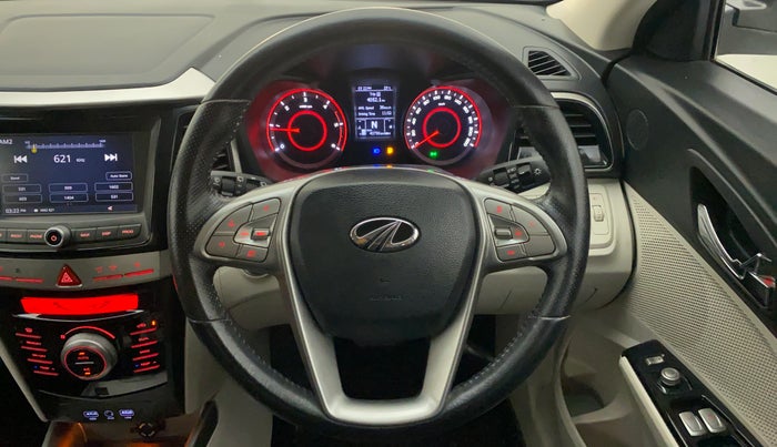 2019 Mahindra XUV300 W8 1.5 DIESEL AMT, Diesel, Automatic, 40,796 km, Steering Wheel Close Up