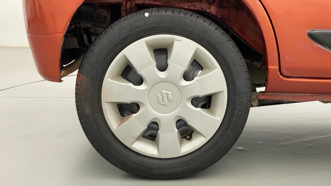 2012 Maruti Alto K10 VXI, Petrol, Manual, 44,357 km, Right Rear Wheel