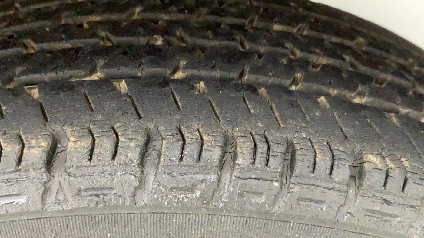 2012 Maruti Alto K10 VXI, Petrol, Manual, 44,357 km, Left Rear Tyre Tread