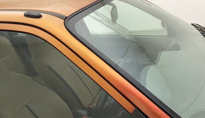 2012 Maruti Alto K10 VXI, Petrol, Manual, 44,357 km, Right A pillar - Paint is slightly faded