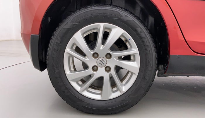 2012 Maruti Swift ZXI D, Petrol, Manual, 45,571 km, Right Rear Wheel