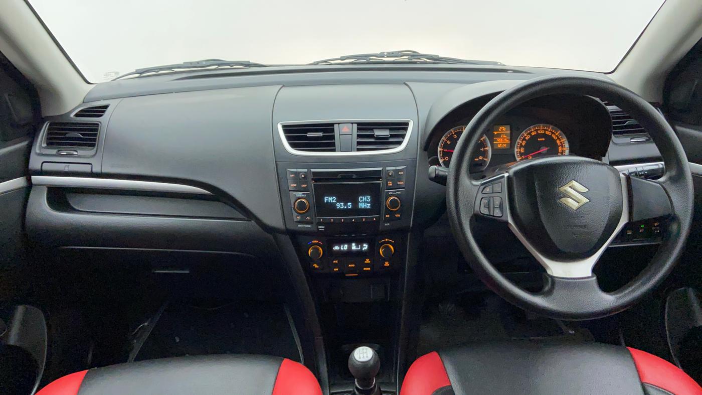 2012 Maruti Swift ZXI D, Petrol, Manual, 45,571 km, Dashboard