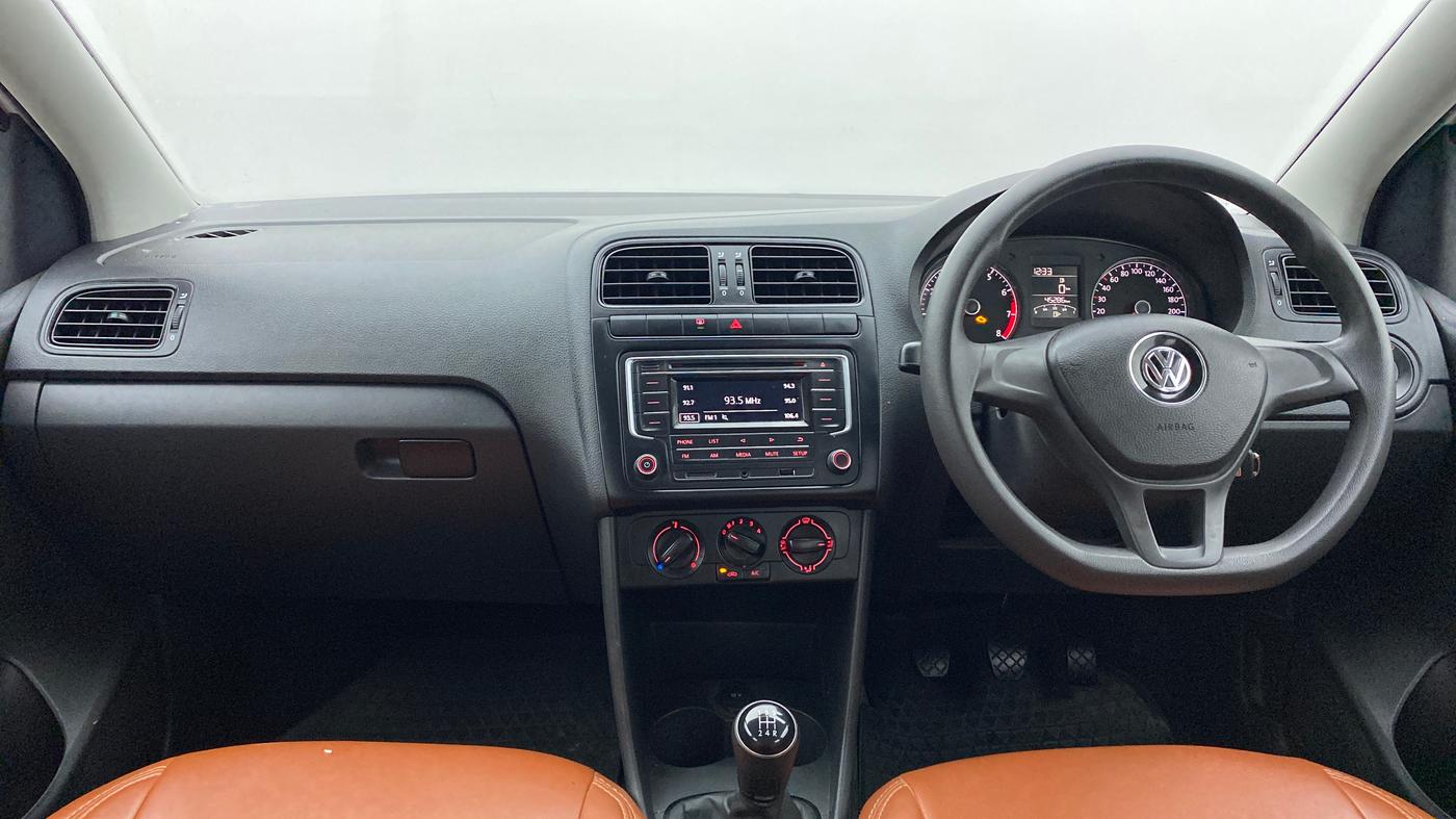 2018 Volkswagen Polo COMFORTLINE 1.0 PETROL, Petrol, Manual, 45,286 km, Dashboard