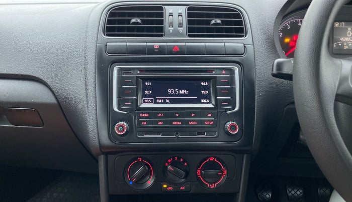 2018 Volkswagen Polo COMFORTLINE 1.0 PETROL, Petrol, Manual, 45,286 km, Air Conditioner