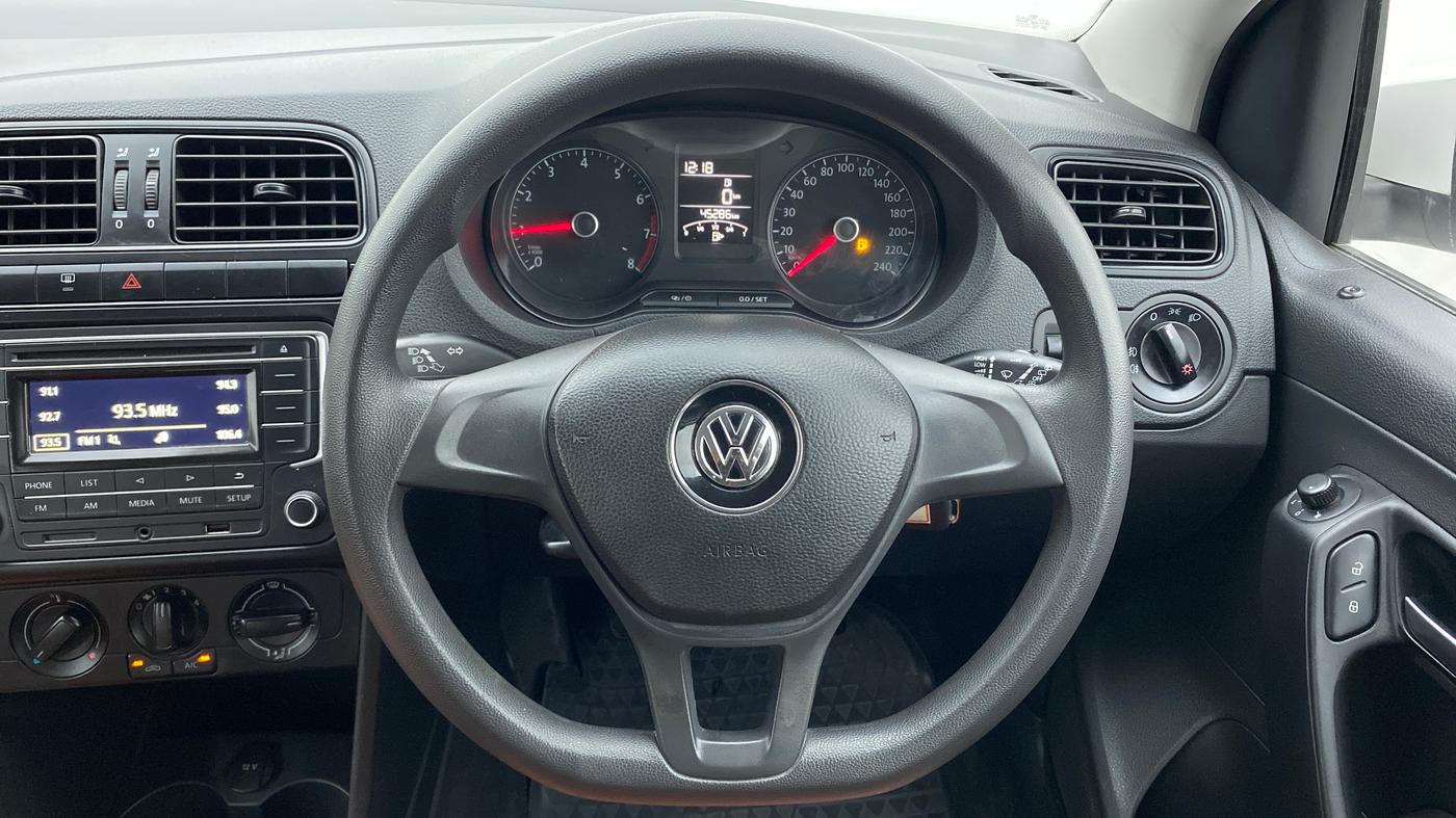 2018 Volkswagen Polo COMFORTLINE 1.0 PETROL, Petrol, Manual, 45,286 km, Steering Wheel Close Up