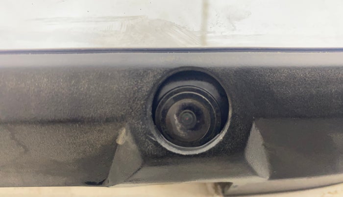 2017 Mahindra XUV500 W10 AT, Diesel, Automatic, 91,905 km, Parking Camera