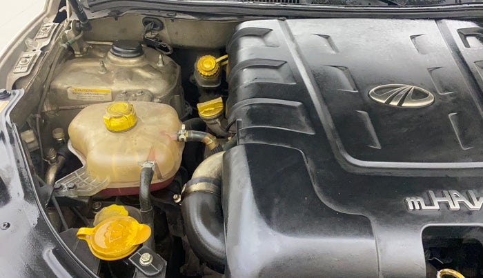 2017 Mahindra XUV500 W10 AT, Diesel, Automatic, 91,905 km, Engine View - Right