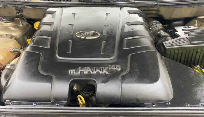 2017 Mahindra XUV500 W10 AT, Diesel, Automatic, 91,905 km, Engine View