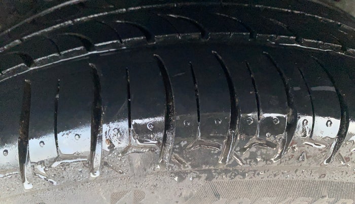 2017 Hyundai Elite i20 ASTA 1.2 DUAL TONE, Petrol, Manual, 58,548 km, Right Rear Tyre Tread