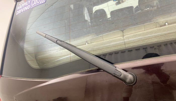 2015 Mahindra XUV500 W10, Diesel, Manual, 1,14,508 km, Rear Wiper