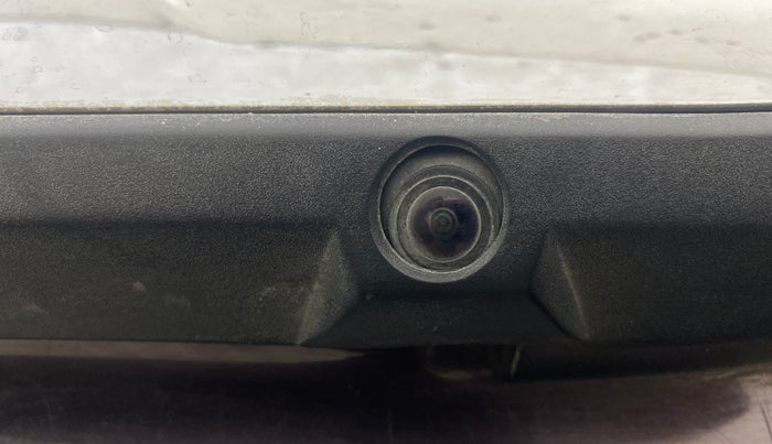 2015 Mahindra XUV500 W10, Diesel, Manual, 1,14,508 km, Parking Camera