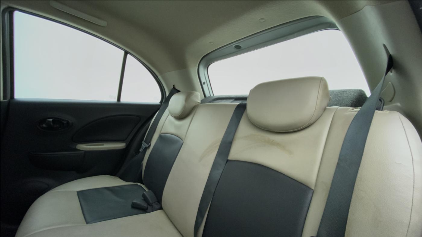 2015 Nissan Micra Active XV S, Petrol, Manual, 34,553 km, Right Side Rear Door Cabin