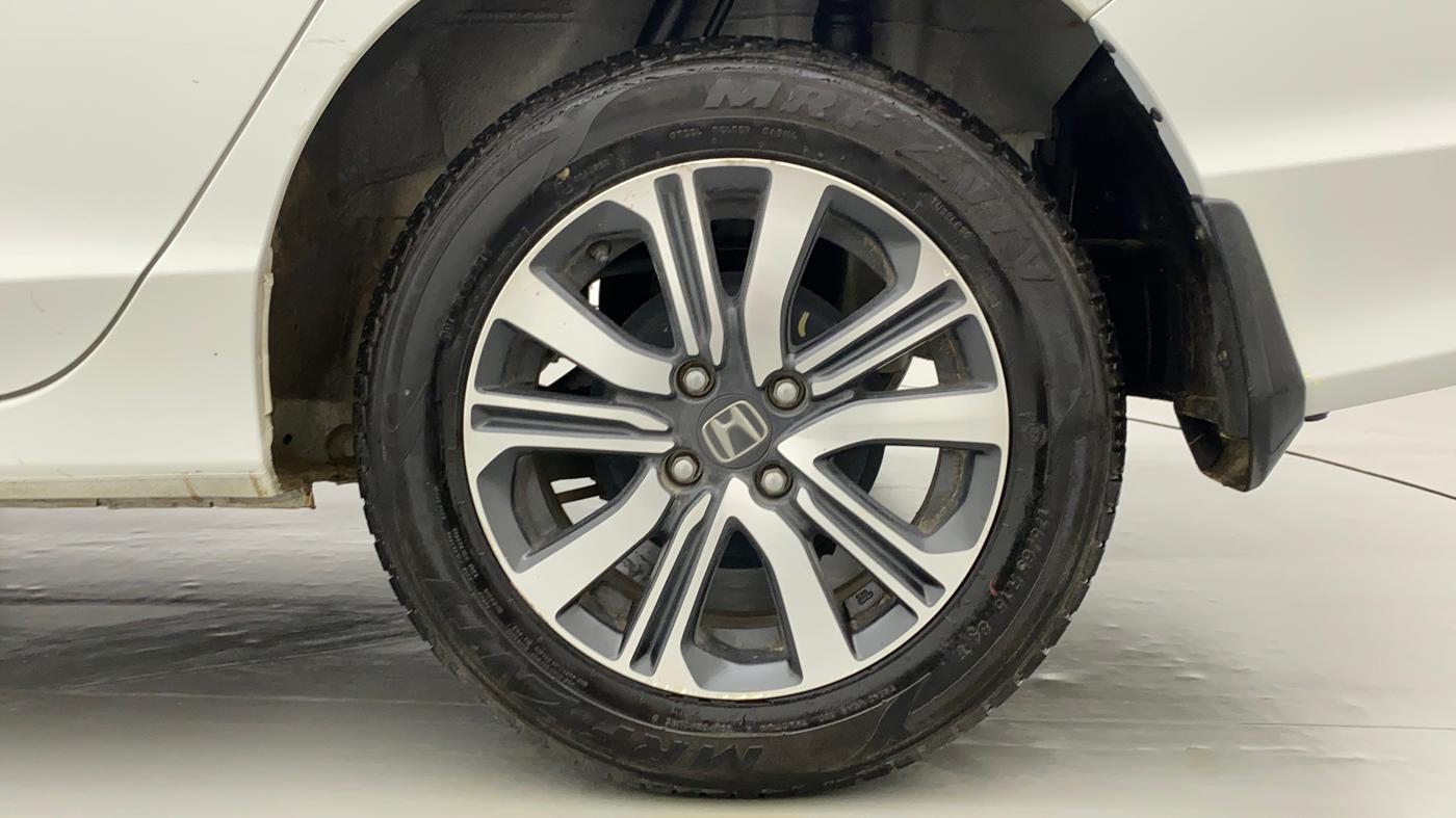 2022 Honda City 1.5L I-VTEC V MT 5TH GEN, Petrol, Manual, 23,016 km, Left Rear Wheel