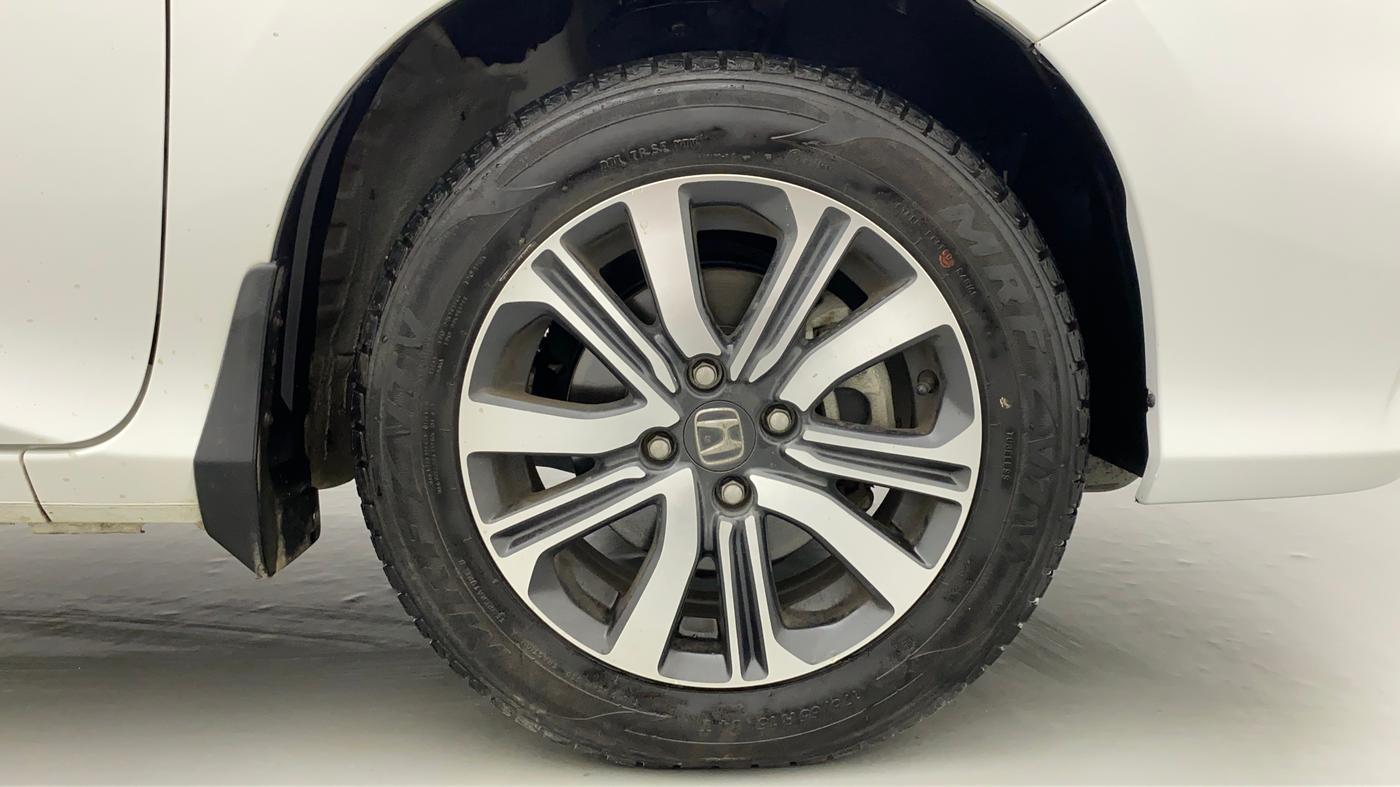 2022 Honda City 1.5L I-VTEC V MT 5TH GEN, Petrol, Manual, 23,016 km, Right Front Wheel