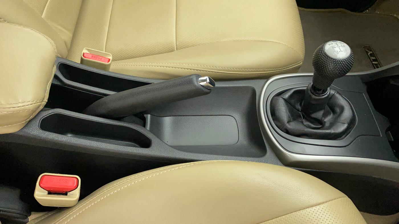 2022 Honda City 1.5L I-VTEC V MT 5TH GEN, Petrol, Manual, 23,016 km, Gear Lever
