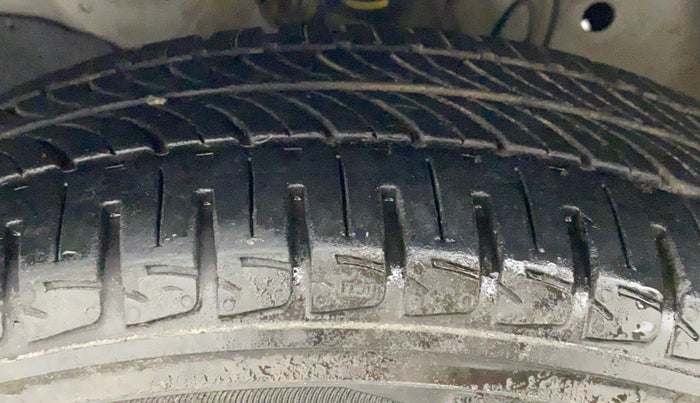 2022 Honda City 1.5L I-VTEC V MT 5TH GEN, Petrol, Manual, 23,013 km, Left Front Tyre Tread