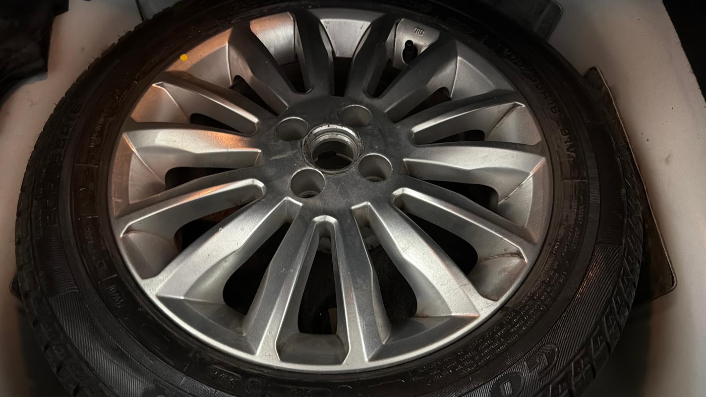 2019 Fiat Linea EMOTION 1.4 L T JET 125S, Petrol, Manual, 1,07,490 km, Spare Tyre
