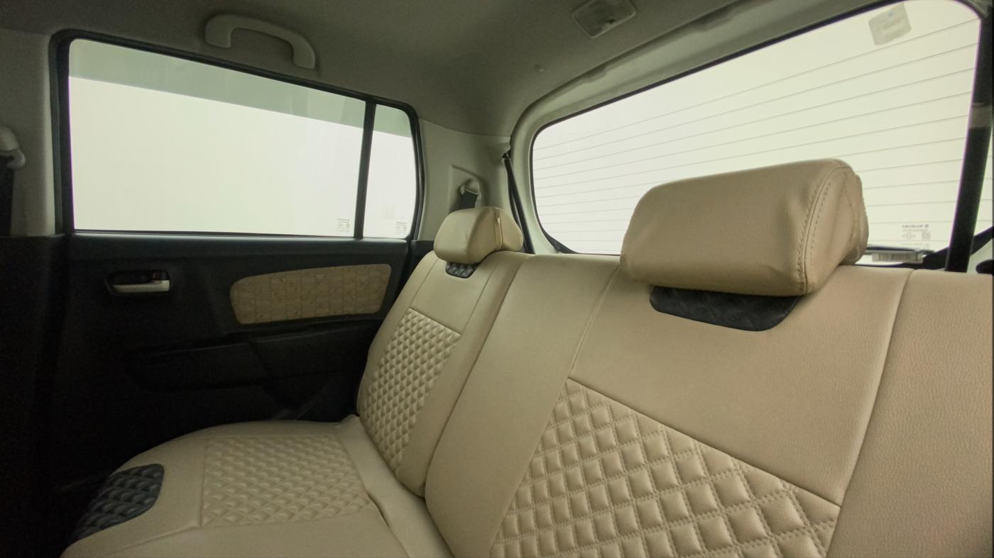 2018 Maruti Wagon R 1.0 VXI, Petrol, Manual, 32,974 km, Right Side Rear Door Cabin