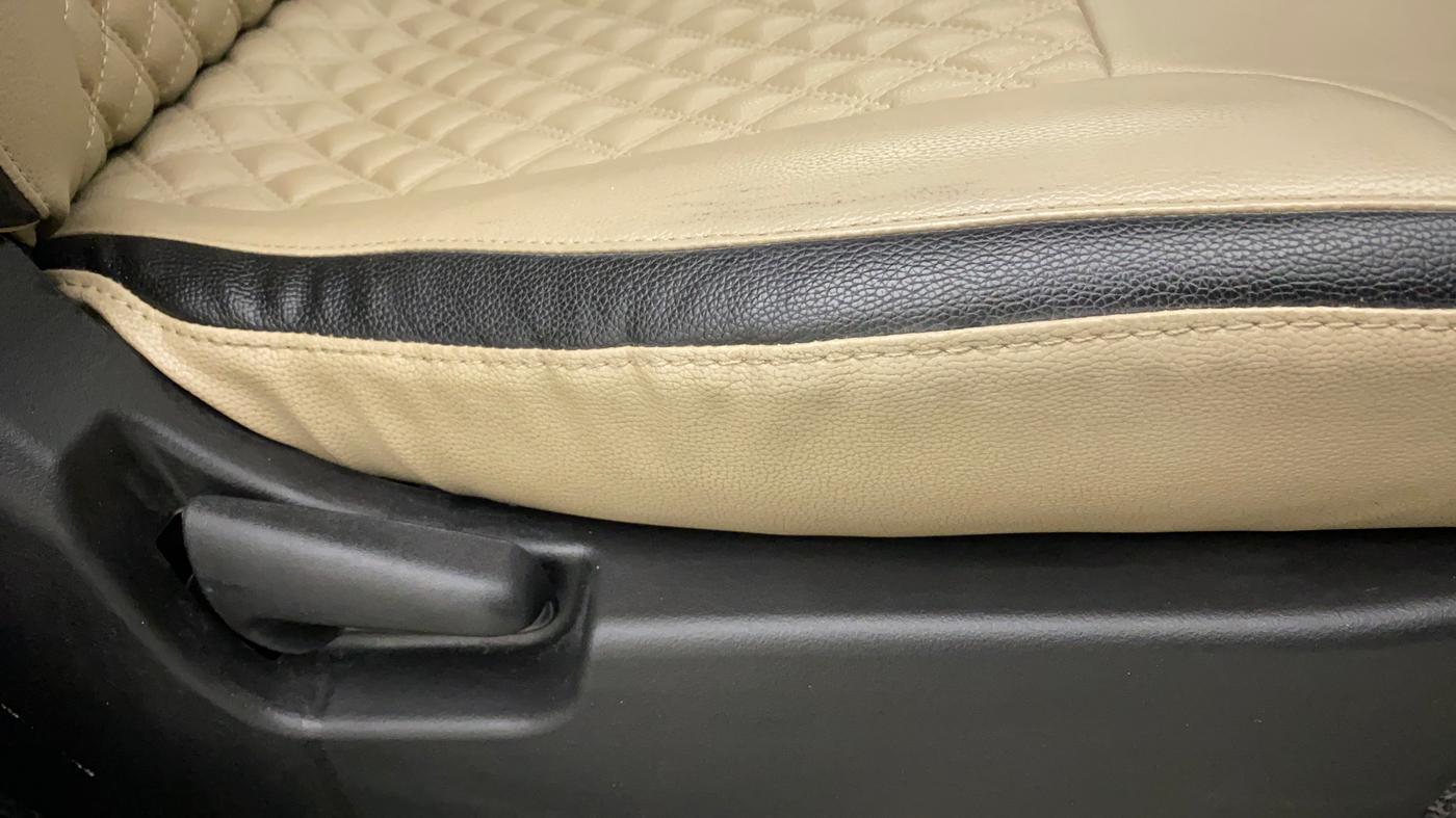 2018 Maruti Wagon R 1.0 VXI, Petrol, Manual, 32,974 km, Driver Side Adjustment Panel