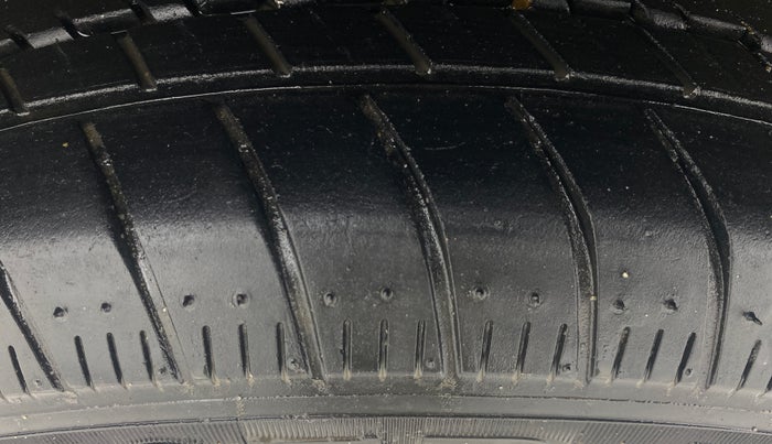 2021 Honda Amaze 1.2L I-VTEC S, Petrol, Manual, 23,113 km, Left Front Tyre Tread