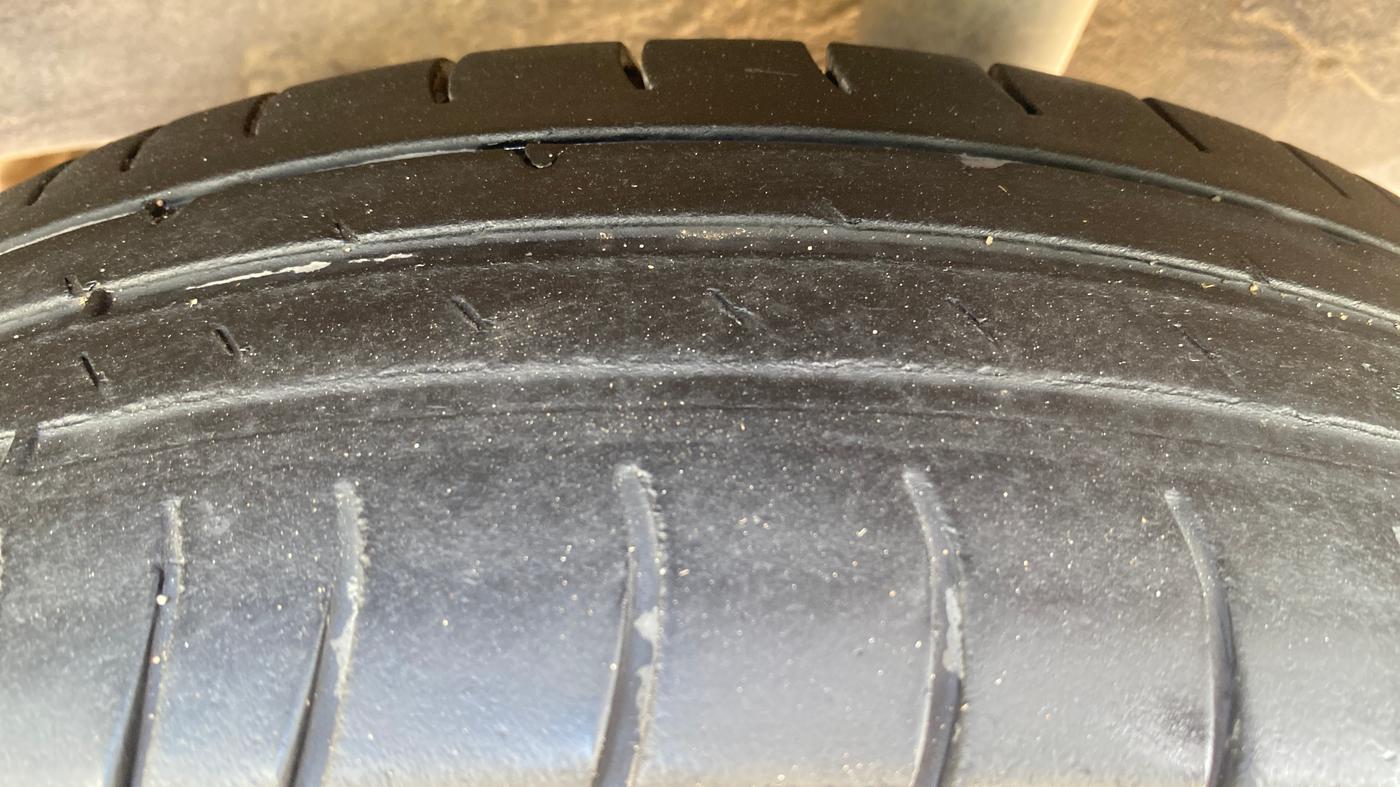2016 Renault Kwid RXT 0.8, Petrol, Manual, 52,721 km, Left Rear Tyre Tread