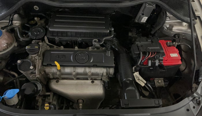 2014 Skoda Rapid AMBITION 1.6 MPI MT PLUS, Petrol, Manual, 61,039 km, Engine View - Left