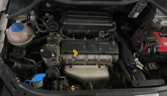 2014 Skoda Rapid AMBITION 1.6 MPI MT PLUS, Petrol, Manual, 61,039 km, Engine View - Right