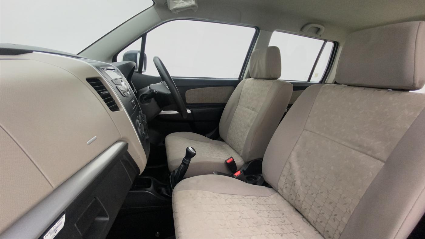 2014 Maruti Wagon R 1.0 VXI, Petrol, Manual, 26,544 km, Right Side Front Door Cabin