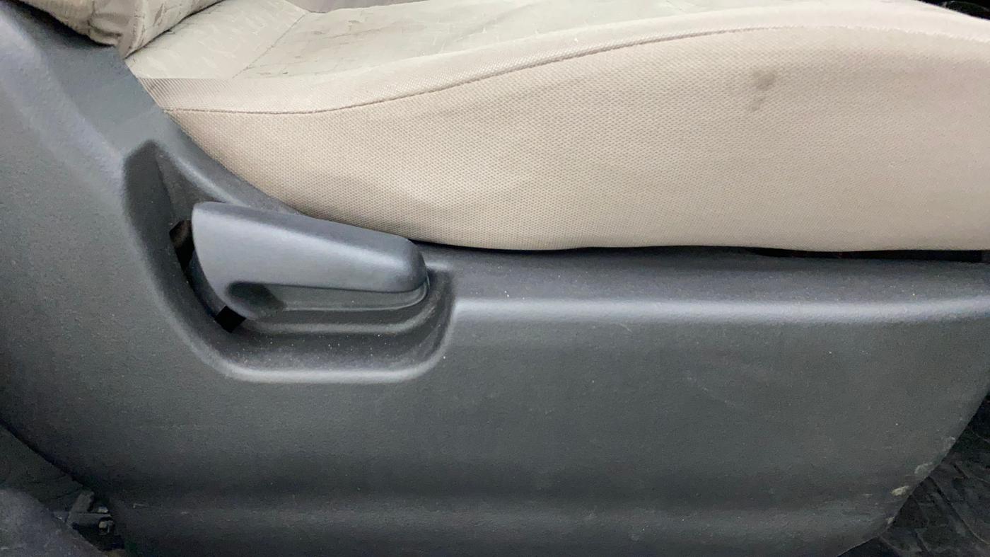 2014 Maruti Wagon R 1.0 VXI, Petrol, Manual, 26,544 km, Driver Side Adjustment Panel
