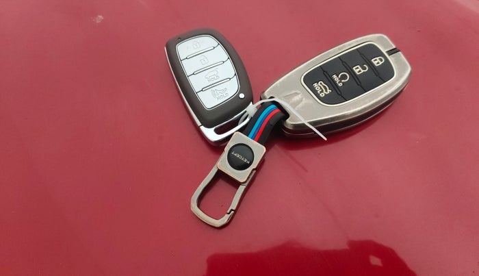 2022 Hyundai NEW I20 N LINE N8 1.0 TURBO GDI DCT DUAL TONE, Petrol, Automatic, 40,443 km, Key Close Up