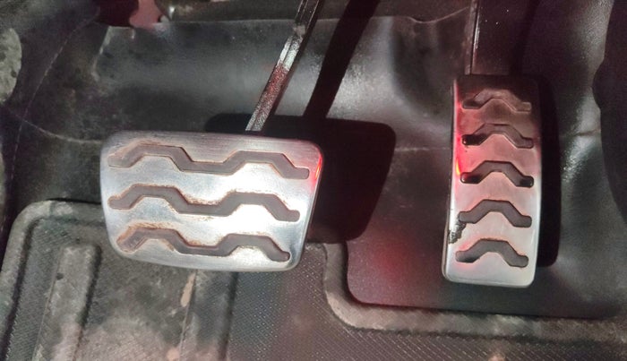 2022 Hyundai NEW I20 N LINE N8 1.0 TURBO GDI DCT DUAL TONE, Petrol, Automatic, 40,443 km, Pedals