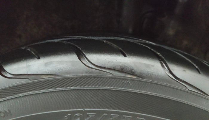 2022 Hyundai NEW I20 N LINE N8 1.0 TURBO GDI DCT DUAL TONE, Petrol, Automatic, 40,443 km, Left Rear Tyre Tread