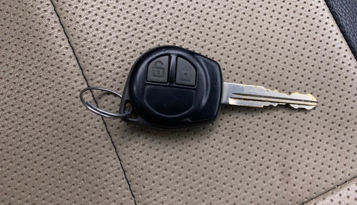 2014 Maruti Wagon R 1.0 VXI, Petrol, Manual, 58,412 km, Key Close Up