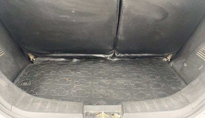 2014 Maruti Wagon R 1.0 VXI, Petrol, Manual, 58,412 km, Boot Inside