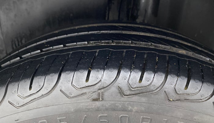 2019 Volkswagen Ameo COMFORTLINE 1.0L, Petrol, Manual, 53,645 km, Left Rear Tyre Tread