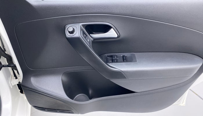 2019 Volkswagen Ameo COMFORTLINE 1.0L, Petrol, Manual, 53,645 km, Driver Side Door Panels Control