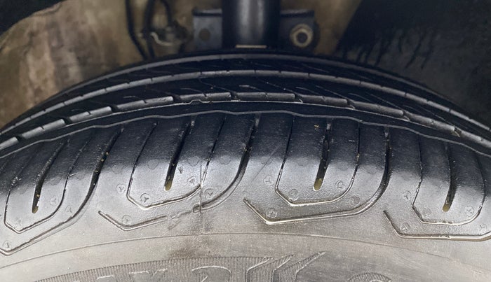 2019 Volkswagen Ameo COMFORTLINE 1.0L, Petrol, Manual, 53,645 km, Right Front Tyre Tread