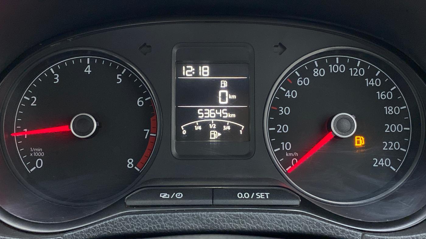 2019 Volkswagen Ameo COMFORTLINE 1.0L, Petrol, Manual, 53,645 km, Odometer Image