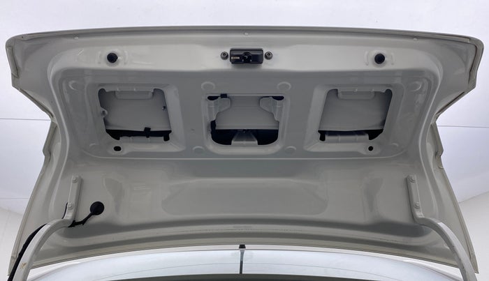 2019 Volkswagen Ameo COMFORTLINE 1.0L, Petrol, Manual, 53,645 km, Boot Door Open