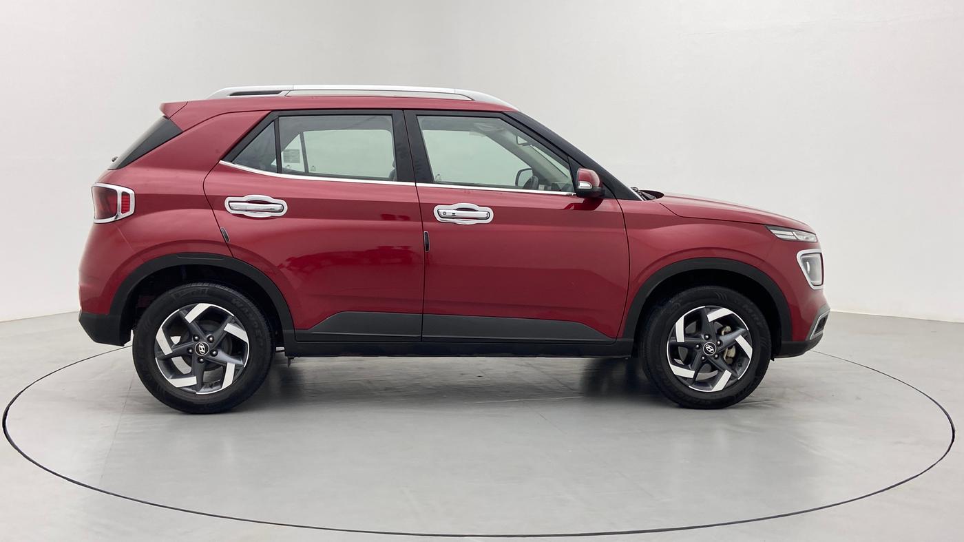 2019 Hyundai VENUE SX(O) CRDi, Diesel, Manual, 30,521 km, Right Side View
