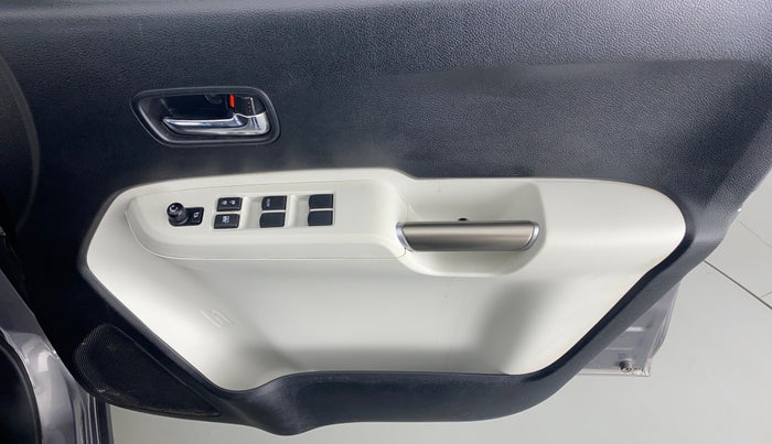 2019 Maruti IGNIS ALPHA 1.2 K12 AMT, Petrol, Automatic, 25,350 km, Driver Side Door Panels Control