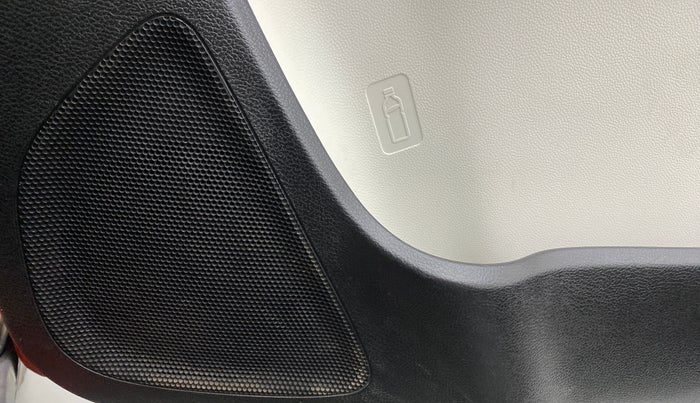 2017 Maruti IGNIS ZETA 1.2 AMT DUAL TONE, CNG, Automatic, 88,473 km, Speaker
